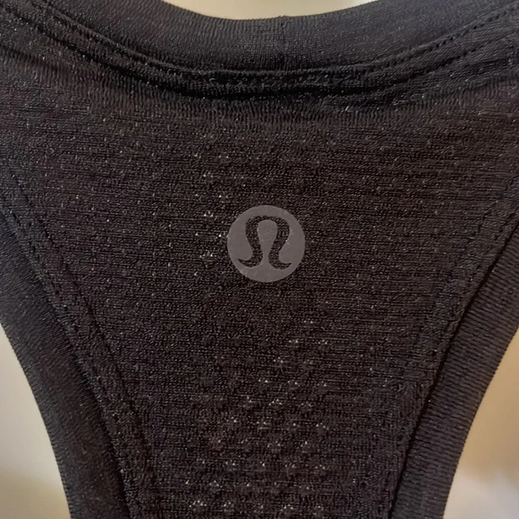 Lululemon Tech Racerback tank 2.0 - Picture 4 of 6